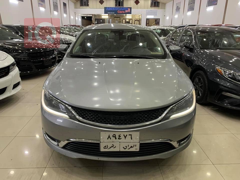 Chrysler 200